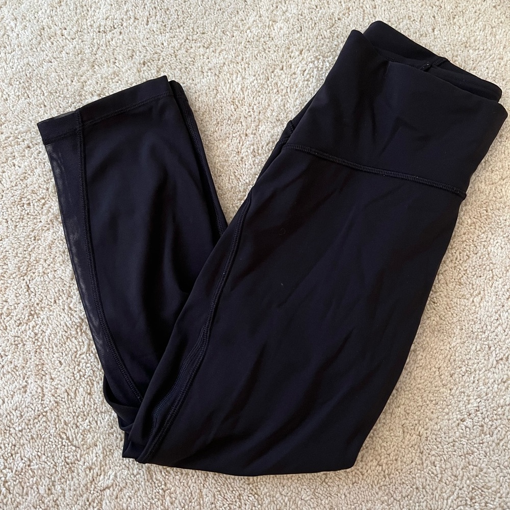 Lululemon Cropped Wunder Under Leggings